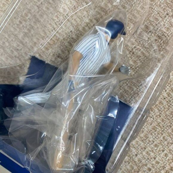 Jason Giambi Hallmark Baseball Ornament 2003 - Picture 3 of 3